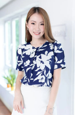 Narinari : NT2435 Diana Folded Sleeve Blouse – Navy Blue