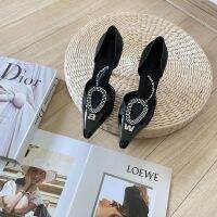 [Free Shipping] Original Fashion Letter Rhinestone NewAa~Wa~Round Button Pointed Hollow Single Shoe