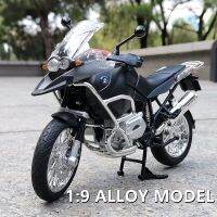 1/9 BMW R1200GS โมเดลรถมอเตอร์ไซค์ข้ามประเทศ Diecasts จำลองถนนจำลองการแข่งขันรถจักรยานยนต์คอลเลกชันที่มีวงเล็บ