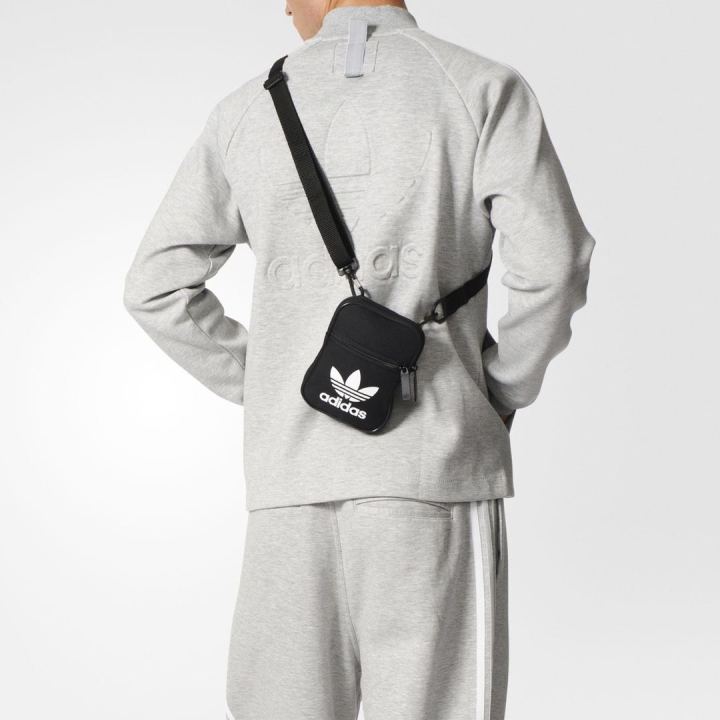 กระเป๋าสะพายข้าง-adidas-originals-trefoil-festival-crossbody-bag