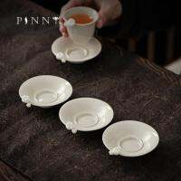 PINNY R Plant Ash Glaze ถ้วยน้ำชาจานรองแบบดั้งเดิมจีน Kung Fu ชาอุปกรณ์เสริม Hand Made Plum Blossom ถ้วย Pads