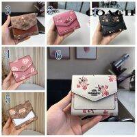 Coach กระเป๋าสตางค์ใบสั้นผู้หญิงTri-Fold Wallet Fashion Printed Grain Leather 28445 67246 31817