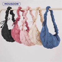 MOUSOON soft bag หญิงลําลองน้ําหนักเบา กระเป๋าโฮโบ ทรงก้อนเมฆ แนวเกาหลี ที่ห้อย แถมฟรี