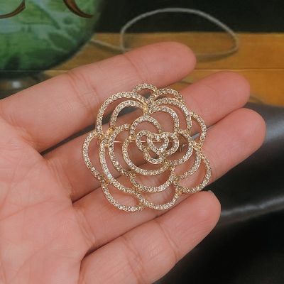 【YF】 famous camellia brooch luxury party fragrance rose flower brooches accessories