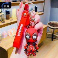 ตัวการ์ตูนรูปผู้ชายตุ๊กตา deadpool ส่วนบุคคลและพวงกุญแจรถหญิง