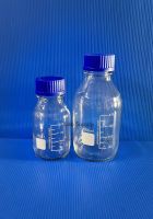 ขวดแล็บ ขวดแก้วเก็บสารฝาเกลียวสีน้ำเงิน Laboratory Bottle Clear Glass with Screw cap GL45 (No Brand)