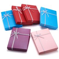 ✕ 6pcs/Lot 18x13x3.3cm Rectangle Jewelry Cardboard Boxes for NacklacesRings and Earrings Christmas Xmas Gift Package with Bowknot