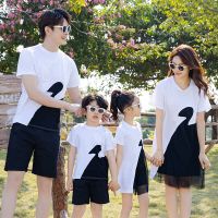 Matching Family Outfits 2022 Summer Mommy and Daughter Dress Dad Son Matching Cotton T-shirt&amp; Shorts Holiday Beach Couple Outfit