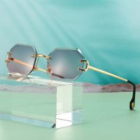 HOT★Vintage Fashion Rimless Square Sunglasses Women Men 2022 Luxury Brand Designer ins Small Sun Glasses For Female UV400 Shades