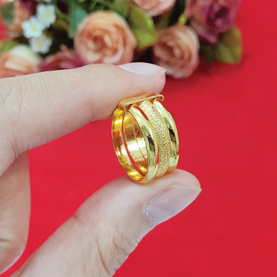 แหวนทอง แหวนกิ๊บ 3 วงซ้อนกัน แหวนเกลี้ยงสลับจิกลาย แหวนทองเหลืองแท้ ใส่แทนแหวนทองแท้ได้ ชุบเศษทอง ทองไมครอน เสริมดวงเสริมบารมี