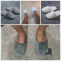 ? สลิปเปอร์ รองเท้าใส่ในบ้าน Slippers รองเท้าแตะ ขนนุ่มฟู พื้นกันลื่น ขนาด Free Size เกรดพรีเมี่ยม ?