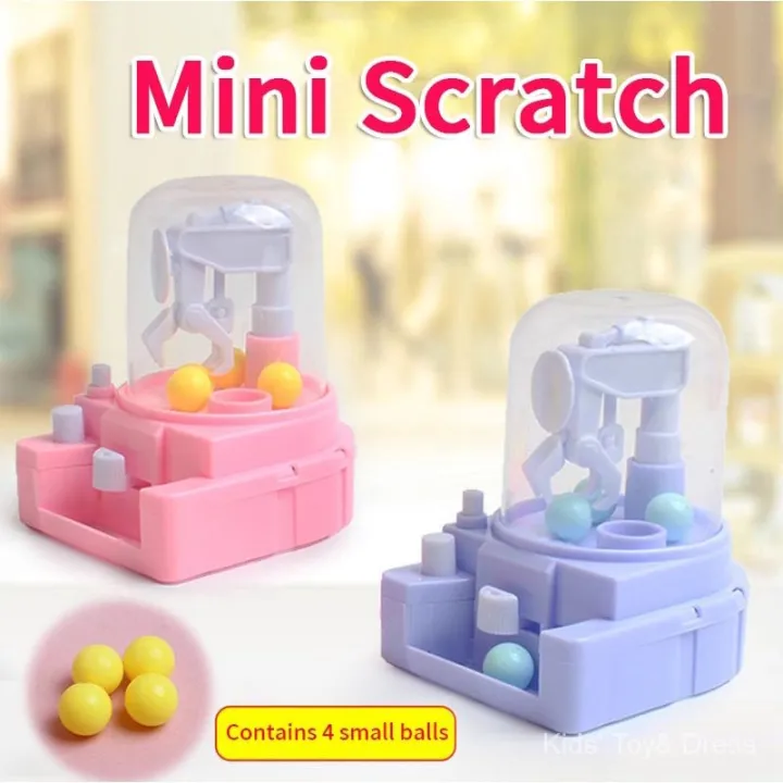 (Random Color) Children's Mini Grabbing Toy Baby Ball Grabbing Machine