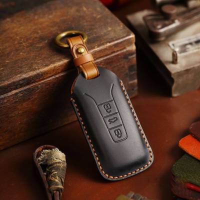 Leather Fob Cover Key Case Car Accessories for Volkswagen Touareg Tiguan Lavida Keychain Holder Keyring Protective Shell Bag