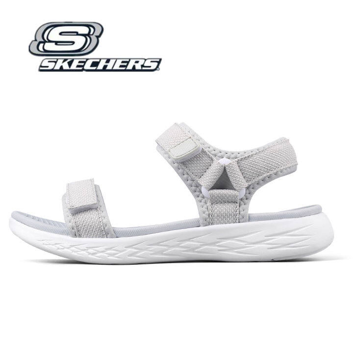 skechers-รองเท้าแตะผู้หญิง-on-the-go-gowalk-arch-fit-รองเท้าแตะผู้หญิงแบบสบาย-ๆ-ระบายอากาศได้-magic-buckle-beach-sandals-gry