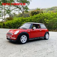 Bburago 1/18 BMW MINI COOPER (2001) Alloy Retro Car Model Classic Car Model Car Decoration Collection gift