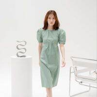 SUUBE Official Iris Dress- Pistachio(เขียวพิตาชิโอ) เดรสยาวแขนพอง ผ้าCotton จับจีบ2ชั้น ตัดต่อใต้อก Free size ผ้าไม่บาง ไม่มีซับใน