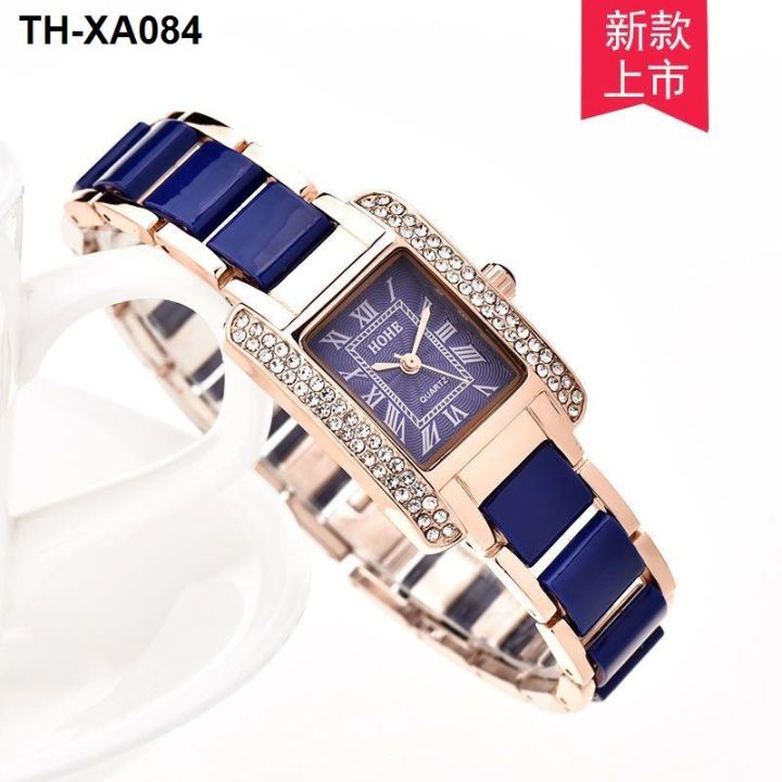 ของแท้นาฬิกาสุภาพสตรีแฟชั่นสบาย-ๆ-เลียนแบบเซรามิกเพชรสี่เหลี่ยมกันน้ำนาฬิกาควอทซ์ใหม่นาฬิกาอินเทรนด์ของผู้หญิง
