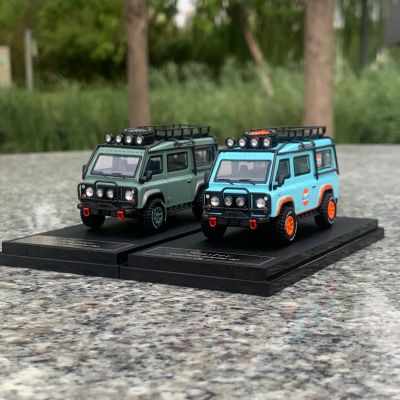 Master 1/64 Land Rover Defender VAN Model Car