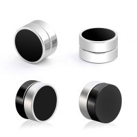 Trendy Titanium Steel Magnet Single Ear Clips For Men Women Without Piercing Black Round Cake Earrings Stainless Steel Jewelry