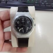 Đồng hồ thụy sỹ nam Swatch mặt đen case Nhôm second hand