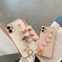 หรูหราชุบรักหัวใจโซ่ข้อมือสร้อยข้อมือกรณีนุ่มสำหรับ iPhone 13 12 Pro Max มินิ11 Pro Max X XS XR 7 8 Plus SE 2020ปก