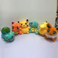 10ซม. ต้นฉบับปิกาจูลิซาด้อนโปเกมอน Eevee Venusaur Squirbultle Basaur ยัดของเล่นตุ๊กตาของขวัญของเล่นตกแต่งสร้อยคอพร้อมจี้แฟชั่น