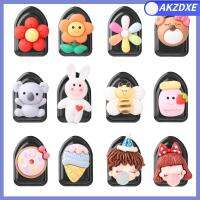 AKZDXE กาวในตัว ไม่มีหมัด ที่ใส่หมวก ไม้แขวนผนัง ตะขอเกี่ยวรถมินิ ที่แขวนสาย USB พลาสติก น่ารัก