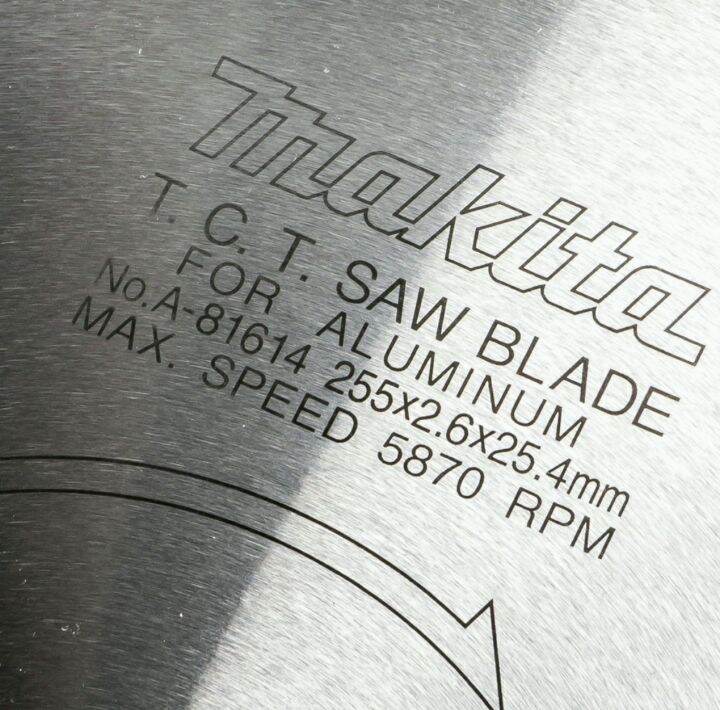 makita-saw-blade-carbide-tipped-for-aluminum-size-255-mm-25-4-mm-2-6-mm-100t-part-no-a-81614-ใบเลื่อยวงเดือนฟันคาร์ไบด์-ตัดอลูมิเนียม-ขนาด-10-นิ้ว-รู-25-4-มิล-หนา2-6-มิล-100-ฟัน