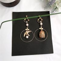 Vintage Style Bird Cage Clip on Earrings Retro Korean Asymmetrical Temperament Exquisite Big Circle Pearl Clip Earrings No Hole