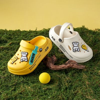 【Candy style】 Cheerful Mario Crocs รองเท้าแตะ ลายการ์ตูน กันลื่น เหมาะกับฤดูร้อน สําหรับเด็กผู้ชาย และเด็กผู้หญิง