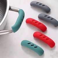 2pcs Silicone Casserole Ear Pan Pot Holder Kitchen Pot Handle Insulated Handle Oven Grip Anti-hot Pot Clip Kitchen Accessories Other Specialty Kitchen