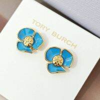 Stud Earrings กลิ่นหอมขนาดเล็กเคลือบเคลือบสีขาว Camellia ต่างหูผู้หญิงของขวัญวันเกิด