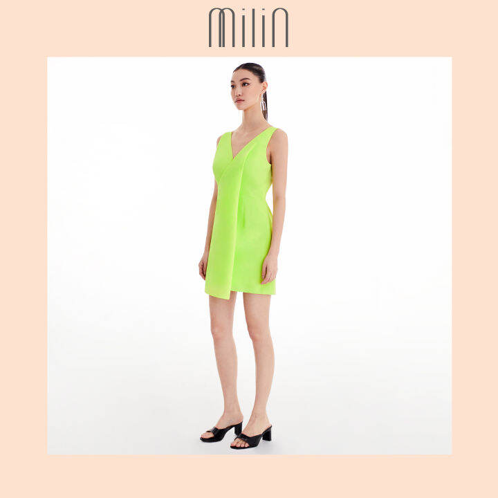 milin-front-drape-detail-polyester-sleeveless-dress-เดรสแขนกุดคอวีจับจีบด้านหน้า-dashing-dress