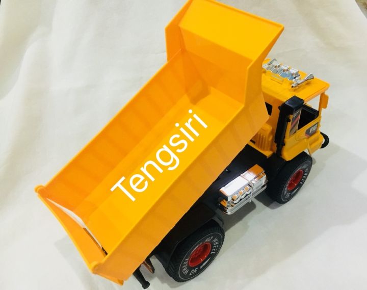 รถบรรทุกของเล่น-ยกกระบะได้-มีลานในตัว-truck-car-toy