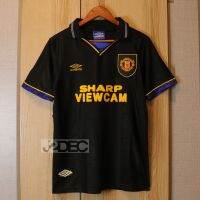 เสื้อฟุตบอล แมนยู ( manchester united ) งาน RETRO ปี1992 ดีกว่าตลาดทั่วไปในเกรดเดียวกัน งาน1:1 เฟล็ก Cantona ( รูปภาพถ่ายจากสินค้าจริง ตรงปก100% )