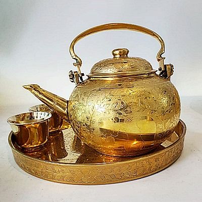 ชุดน้ำชากาแป้นใหญ่ และถาดทองเหลืองหล่อตอกลายช้างทรงเครื่อง 10 นิ้ว แบบขอบตั้ง Premium