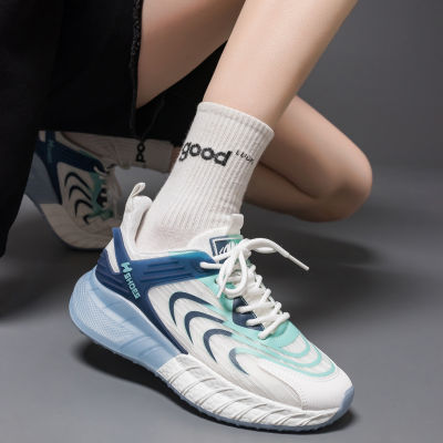 รองเท้าผ้าใบคู่รักผู้หญิงสไตล์เกาหลี ins อินเทรนด์ฤดูใบไม้ผลิและฤดูร้อนใหม่รองเท้าสีขาวผู้หญิงลำลองตาข่ายรองเท้าวิ่งผู้ชาย F8805