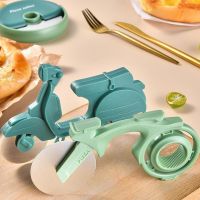 Creative Stainless Steel Pizza Wheel Rolling Dough Cutter Pasta Cookie Fondant Cutter Kitchen Baking Cooking Accessories