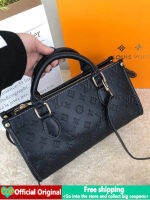 【ของแท้】กระเป๋าถือ LV กระเป๋าสลิงสำหรับผู้หญิงในการขายตัวอักษรเดิมพิมพ์กระเป๋าสะพายข้ามร่างกายกระเป๋าสะพายใหม่ที่มีคุณภาพสูงแฟชั่นผู้หญิงกระเป๋าถือขนาดใหญ่เหมาะสำหรับการช้อปปิ้งท่องเที่ยวจัดเลี้ยง