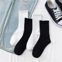 ❅ Solid Color Socks Mid-tube Black and White Cotton Socks Absorbent and Deodorant Soft and Comfortable High-Quality Socks