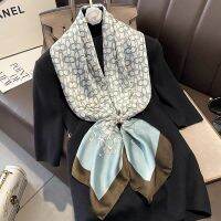 【CW】 and autumn thin simulation scarf shawl female square to send matching neck protection decoration
