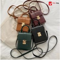 hujik 【พร้อมส่ง】miss bag fashion กระเป๋าสะพายข้าง กระเป๋า กระเป๋าแฟชั่นผู้หญิง กระเป๋าสะพาย bag-444