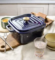 【จัดส่งภายใน 24 ชม】24cm Square Enamel Cast iron Dutch Oven,Double Ear enamel potเหล็กหล่อเคลือบสี่เหลี่ยม เตาอบดัตช์