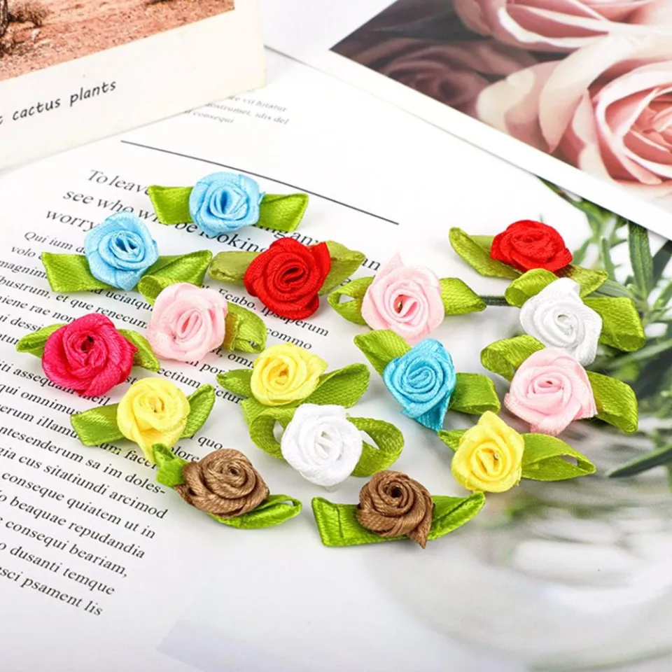 Mini Ribbon Roses, 100Pcs Artificial Fabric Flowers with Green Leaves Mixed  Color Rosettes Mini Ribbon Roses for Crafts Sewing DIY Craft Decoration