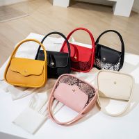 Soft European bag womens 2022 new bags niche handbag shoulder bag popular chain small bag New2022