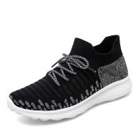 2021 Men Black White Fitness Run Shoes Breathable Mesh Running Shoes Outdoor Boys Training Sports Shoes Wear-resistant Sports