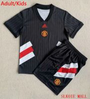 Manchest United เสื้อเจอร์ซีย์สีดำ23/24ชุดกางเกงขาสั้น Kaus Sepak Bola คุณภาพแบบไทยสำหรับผู้ใหญ่และเด็ก