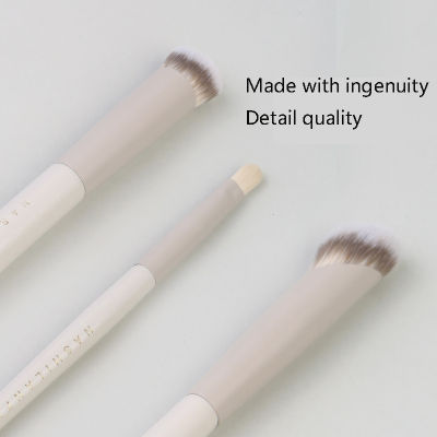 Face Makeup Brushes For Precision Beauty Tools For Perfectly Blended Makeup Makeup Brushes For Dark Circles Cosmetic Makeup Brushes For Face Finger Belly Concealer Brush