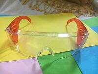 แว่นตากันน้ำ  Waterproof glasses