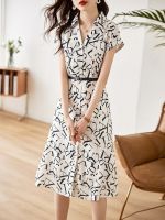 ▫✶ In the summer of 2023 new intellectual elegant v-neck dress show thin waist receive printed chiffon long female